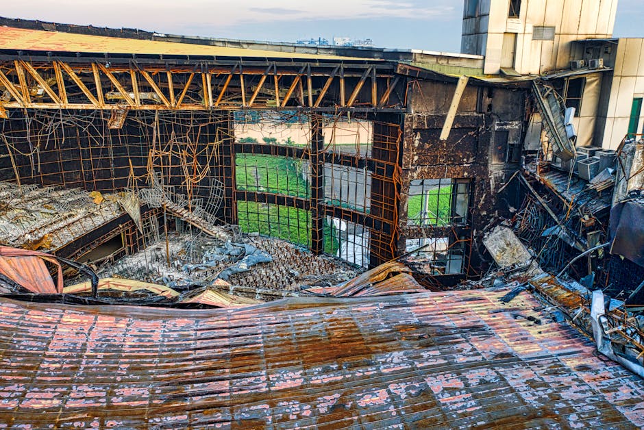 The Architecture of Failure: Lessons from Literature for Leaders